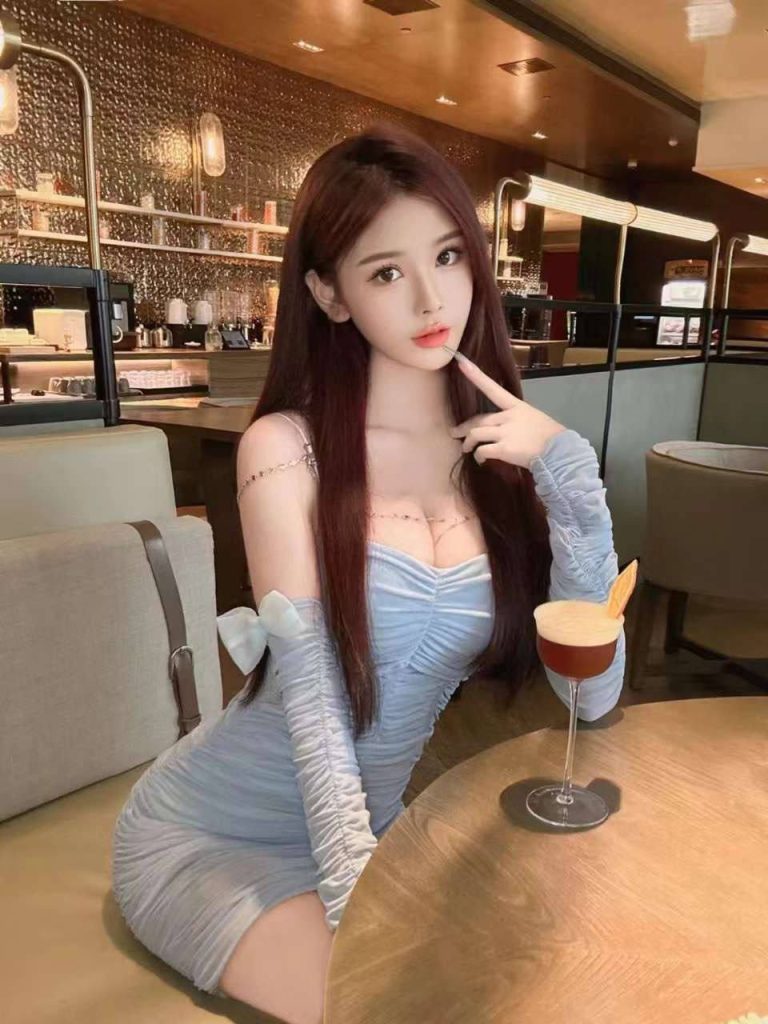 长腿风骚，淫荡美女-69俱乐部