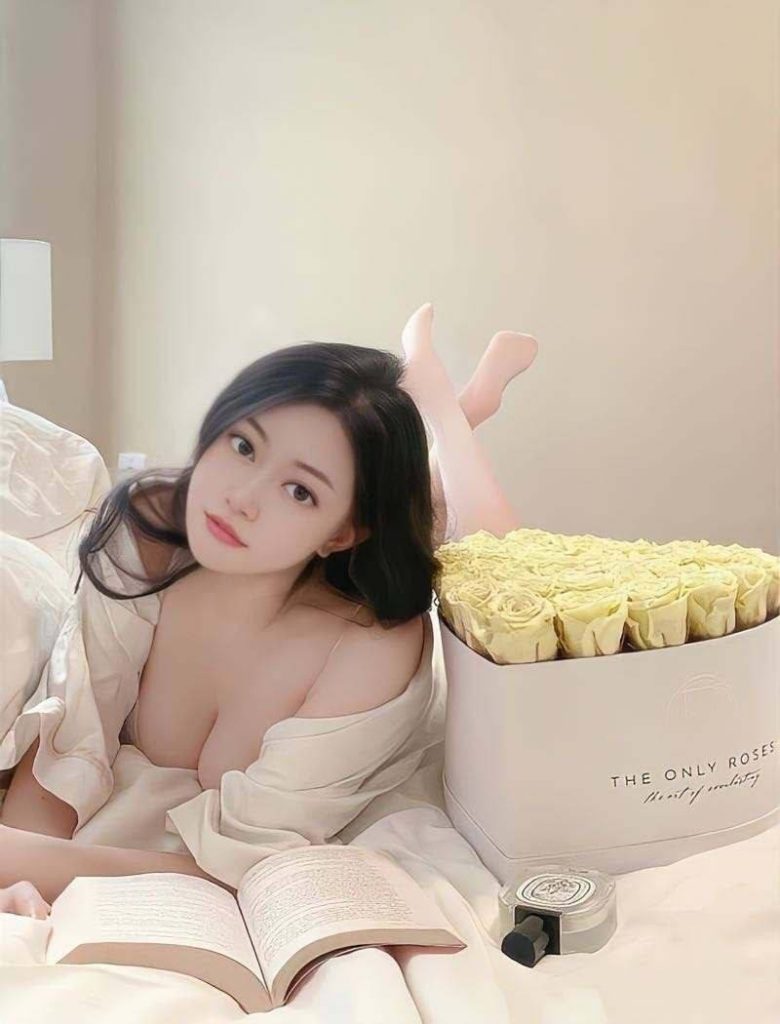 【重庆市区均可约】上门极品高颜值嫩妹完美身材激情呻吟诱惑-69俱乐部