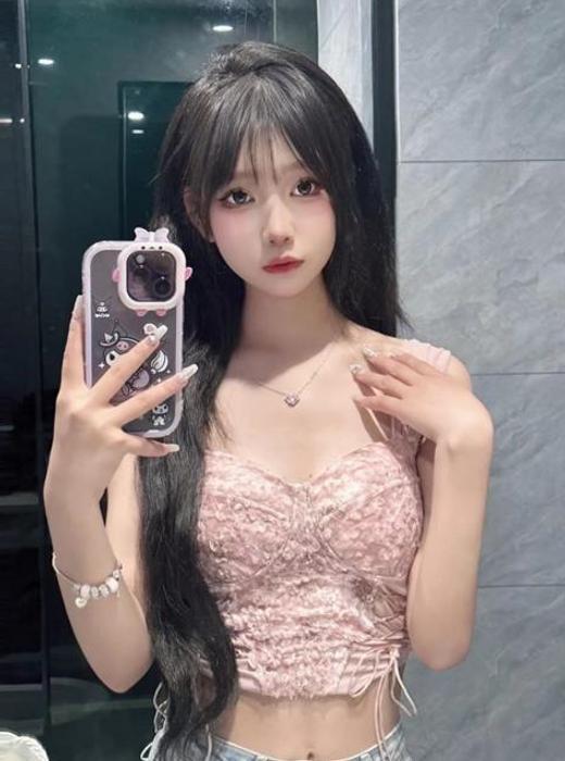 武汉青春小嫩鸡啪啪啪很舒服-69俱乐部