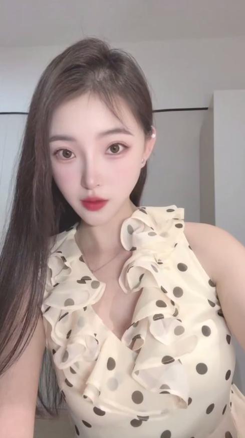 小姐姐肥美小蝴蝶很诱人-69俱乐部