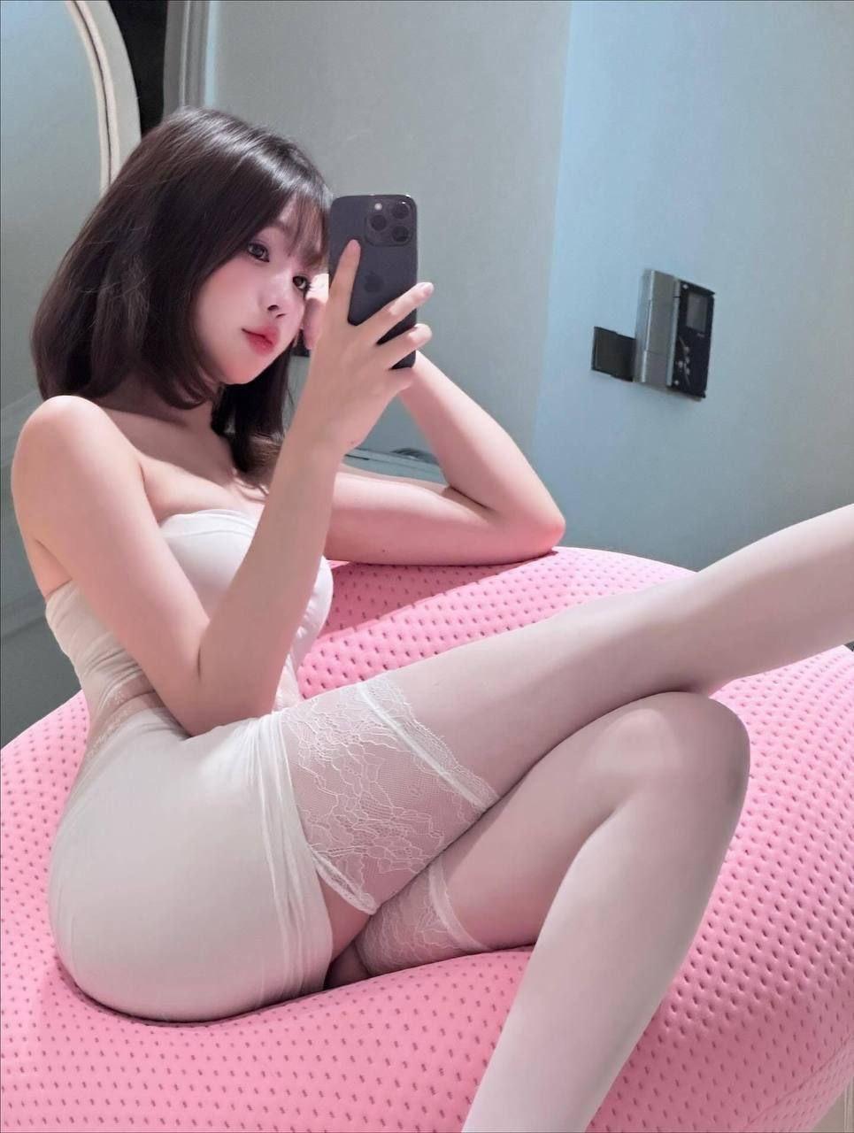 精致小嫩妹笔真紧-69俱乐部