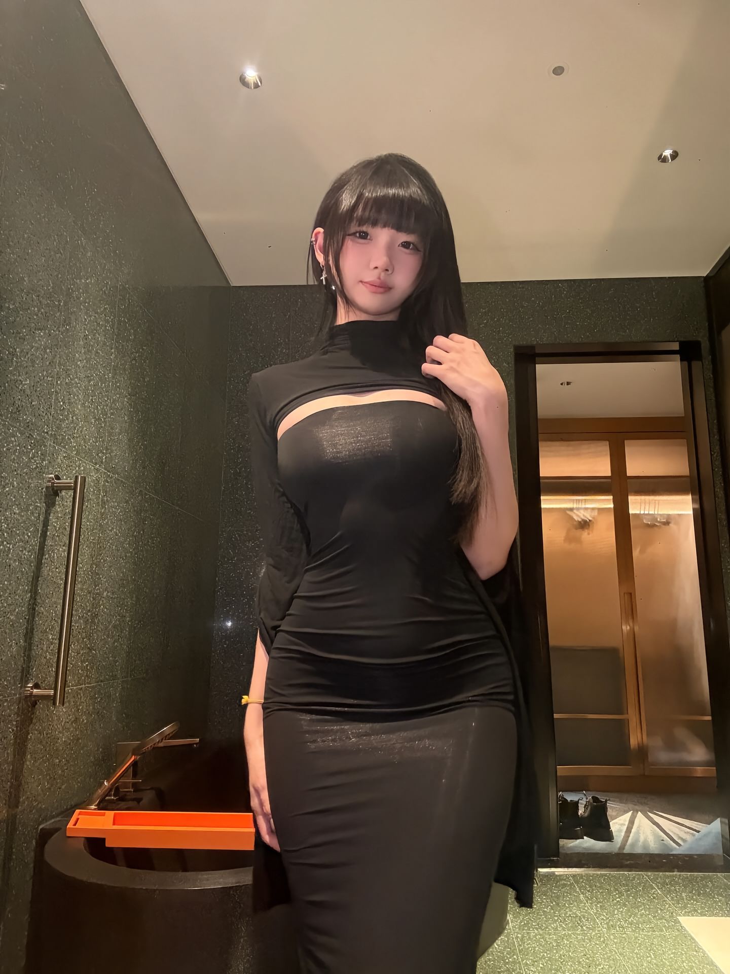 青浦琳琳妹子浴缸陪浴-69俱乐部