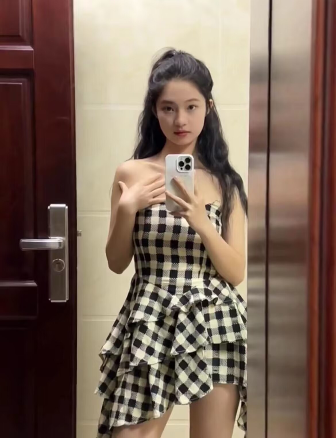 御姐风情迷人大长腿-69俱乐部