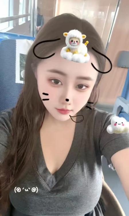 大波嫩妹静静-69俱乐部