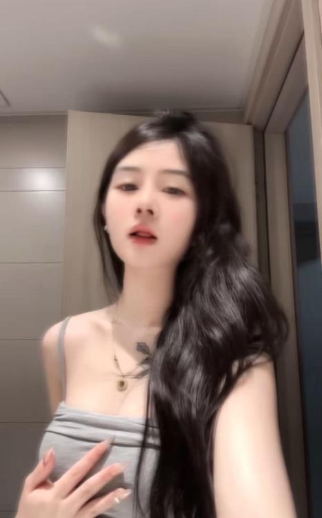 20岁白嫩微胖小妹-69俱乐部