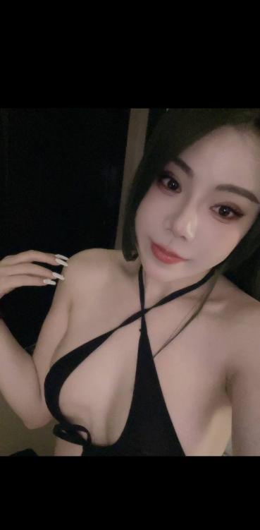 厦门尤物小湿妹-69俱乐部