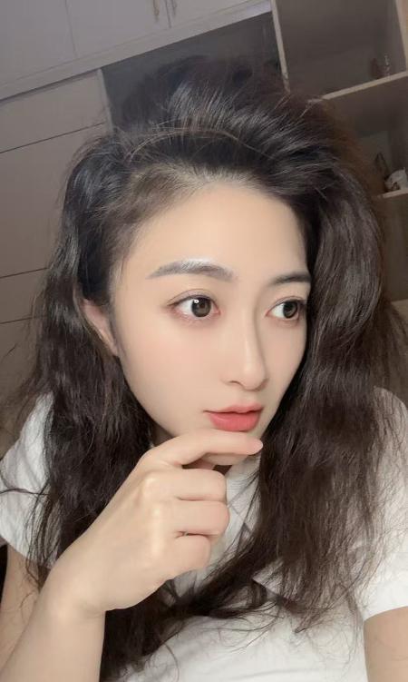 00 后极品御姐-69俱乐部