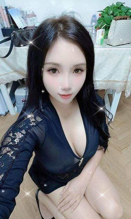 甜美风骚少妇彤彤-69俱乐部