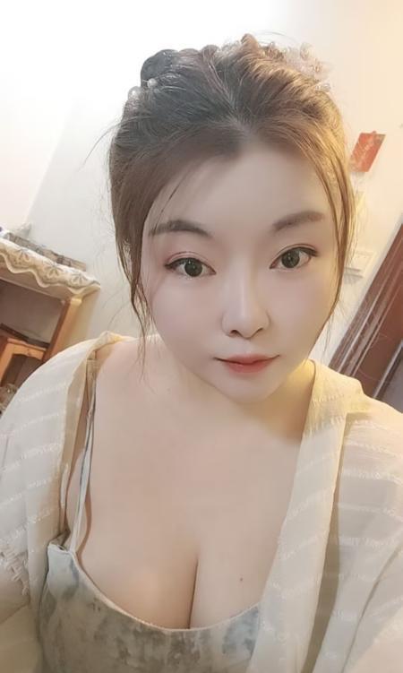 观音桥大胸少妇-69俱乐部