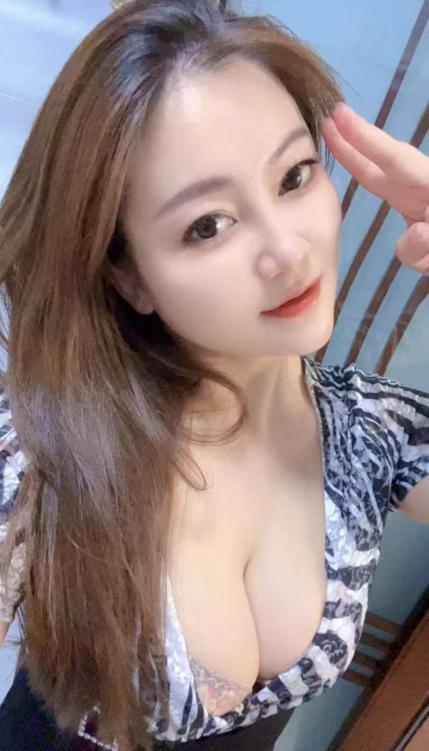 肤白妹子服务好-69俱乐部