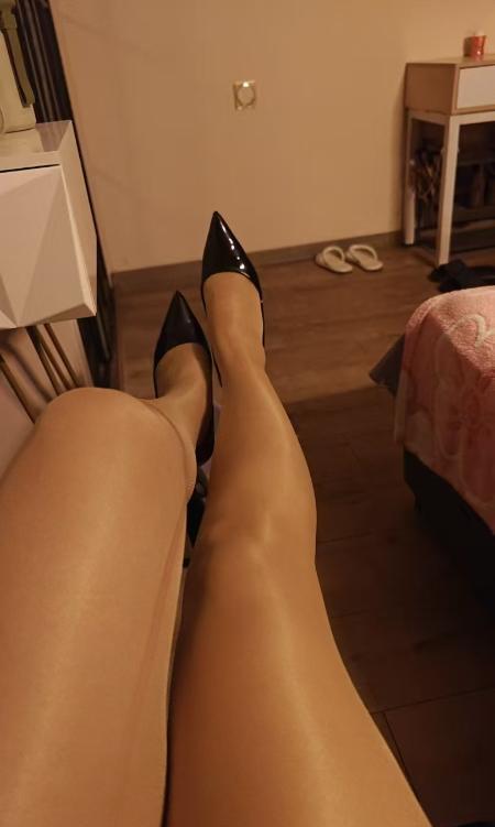 西湖御姐少妇沐晴-69俱乐部