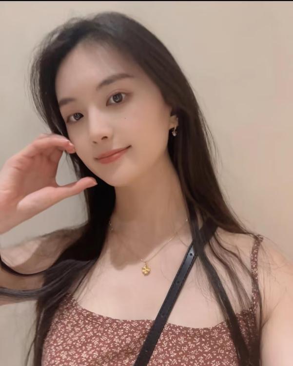 初见美女小姐姐-69俱乐部