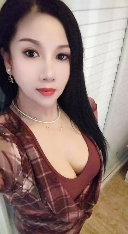 石湖大奶微坦熟女-69俱乐部