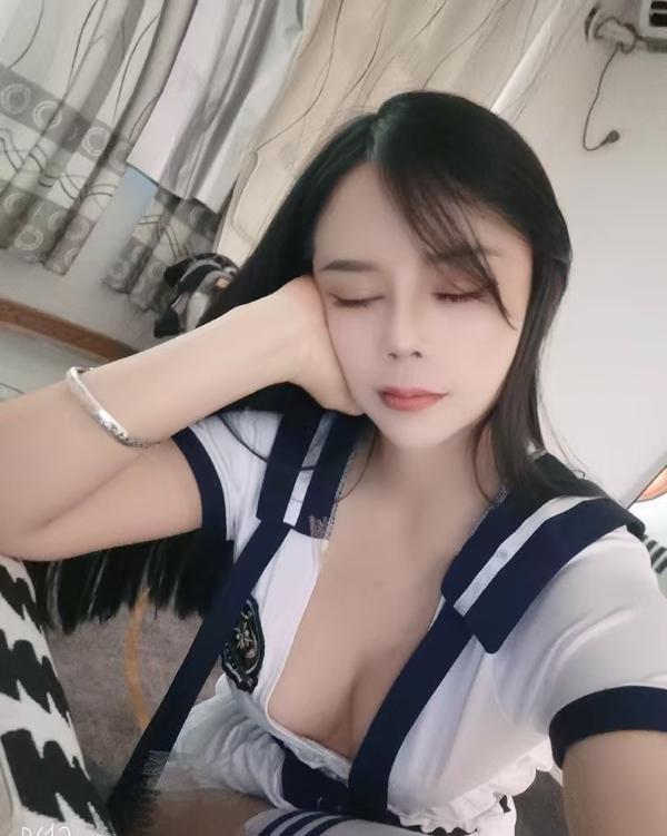 百家湖菲儿-69俱乐部