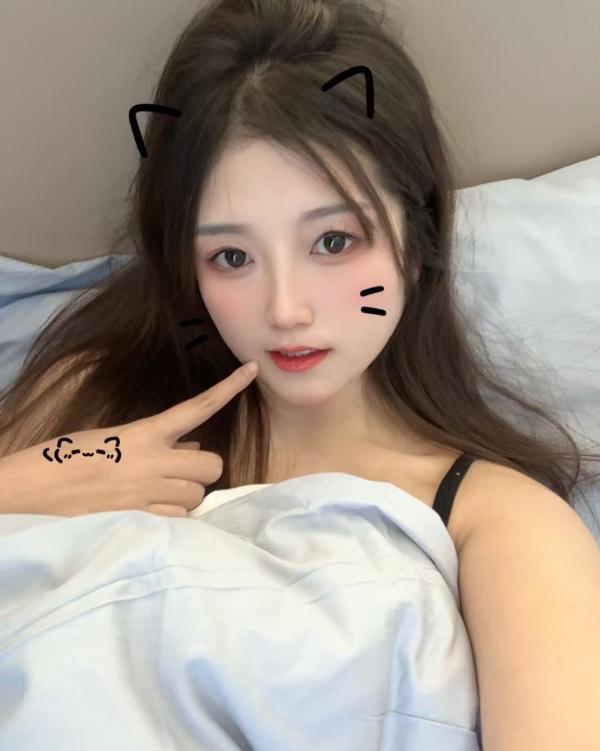 纯情大胸闷骚少女-69俱乐部