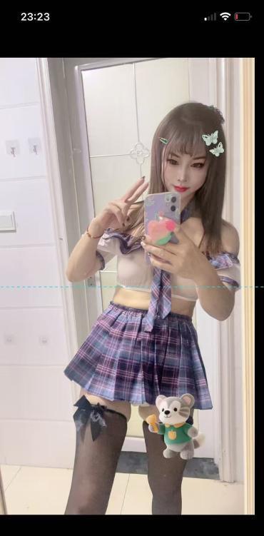 可亲苗条骚妇-69俱乐部