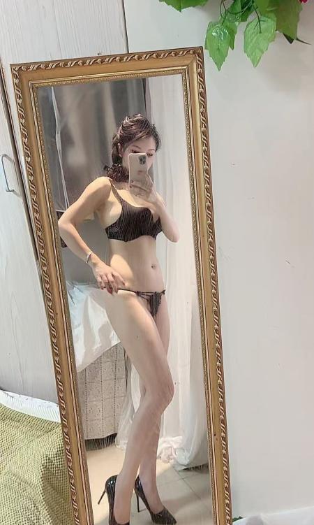 大胸大屁股大长腿-69俱乐部