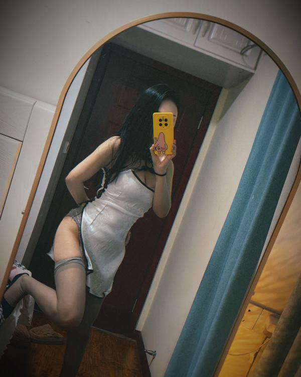 黄泥磅的小骚妹-69俱乐部