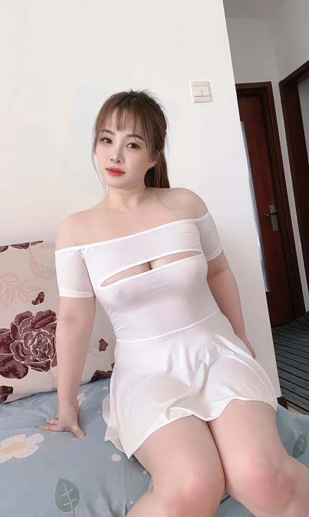 东莞丰满肥臀少妇-69俱乐部