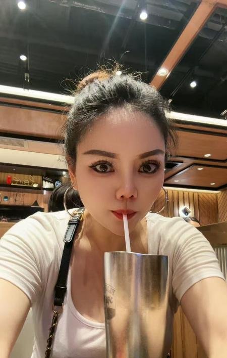 淫荡美少妇瑶瑶-69俱乐部