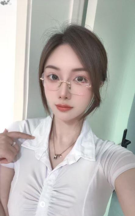 性感制服美女-69俱乐部