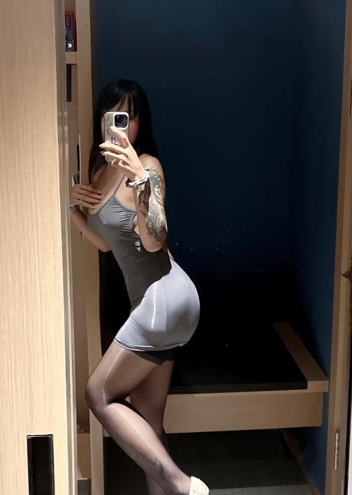 古镇御姐爆乳纹身厌厌-69俱乐部