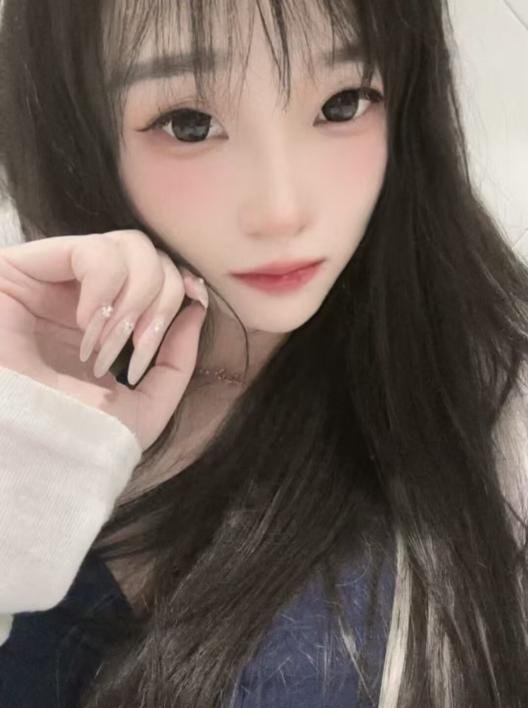 蜀山肤白瘦妹子-69俱乐部