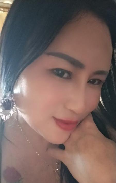 瑶海性感美女香香-69俱乐部