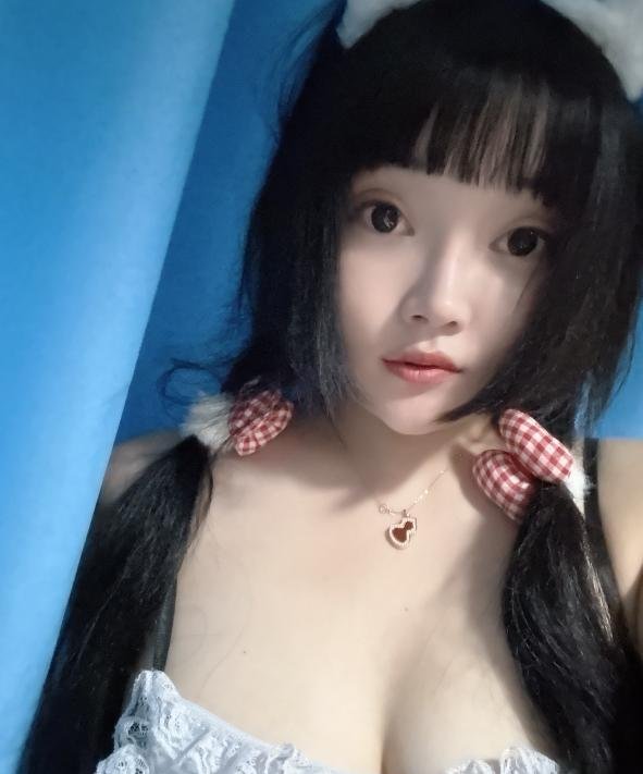 万象汇个人妹子-69俱乐部