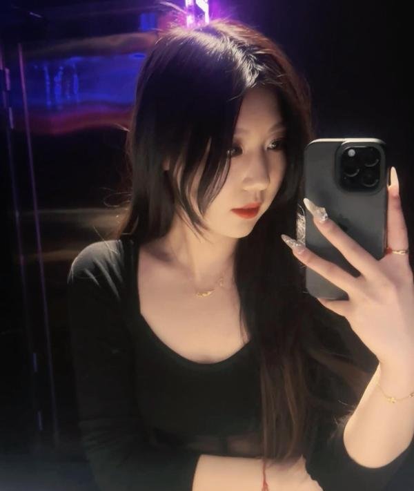 市北丰臀肥乳大妞-69俱乐部