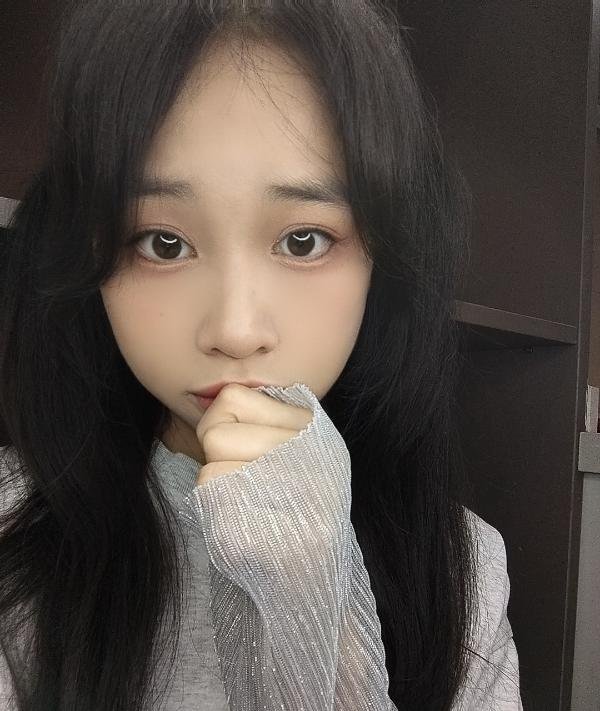 海珠娇小萝莉-69俱乐部