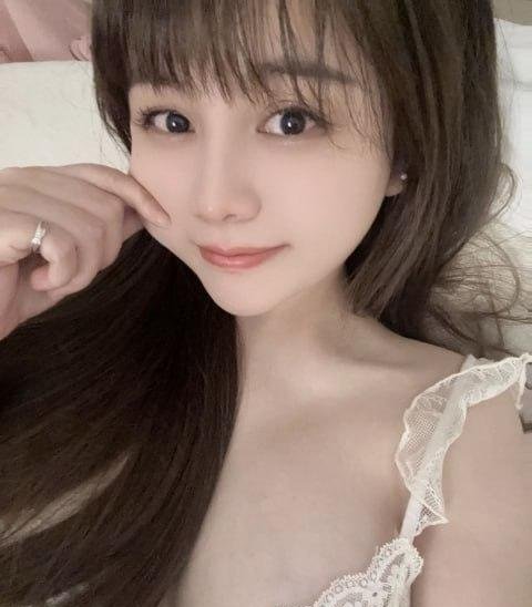 二刷大胸气质美女-69俱乐部