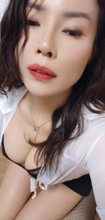 大石坝潮喷小梦-69俱乐部