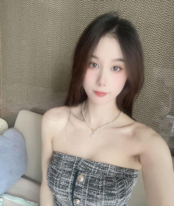 罗湖大臀后入丽妹-69俱乐部