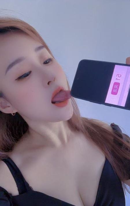 超级骚的少妇-69俱乐部