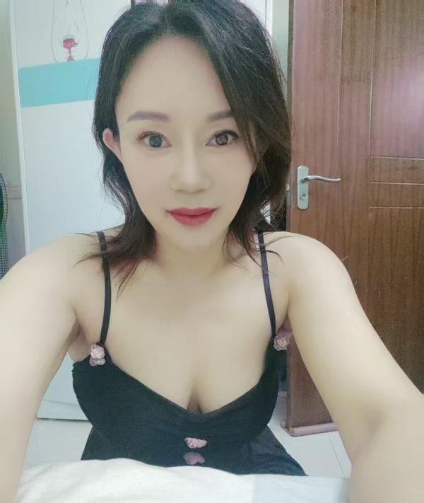 白云服务女王糖宝-69俱乐部