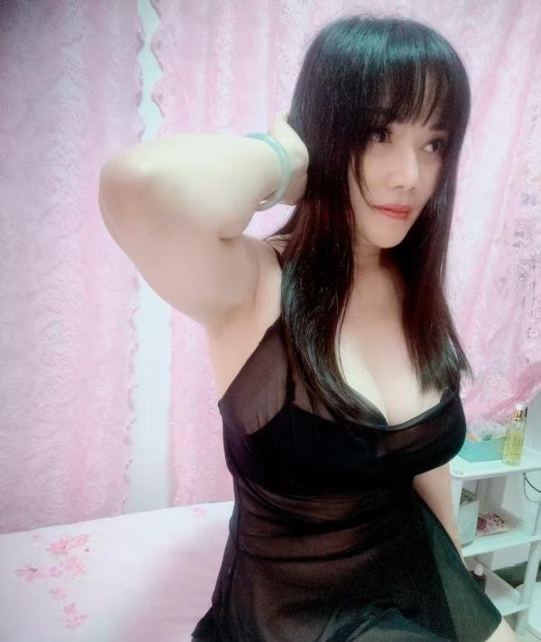 梅花园大奶熟女-69俱乐部