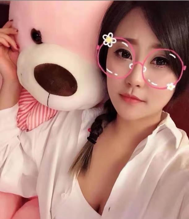 佛系胸大屁股大-69俱乐部