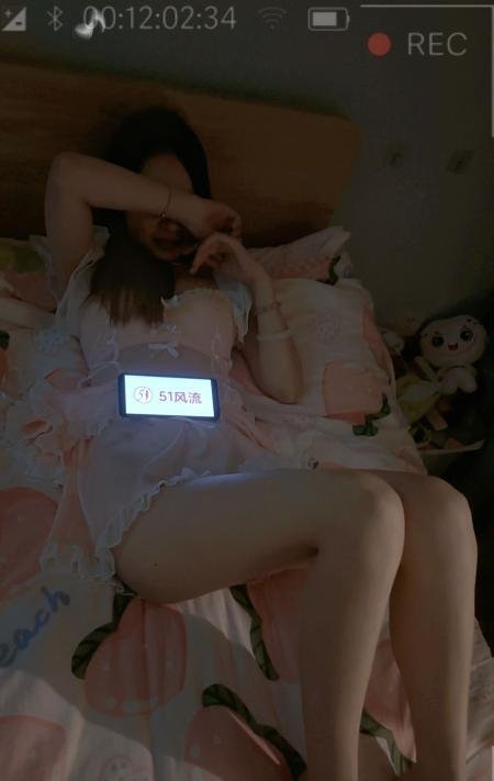 庐阳嫩妹小泡芙-69俱乐部