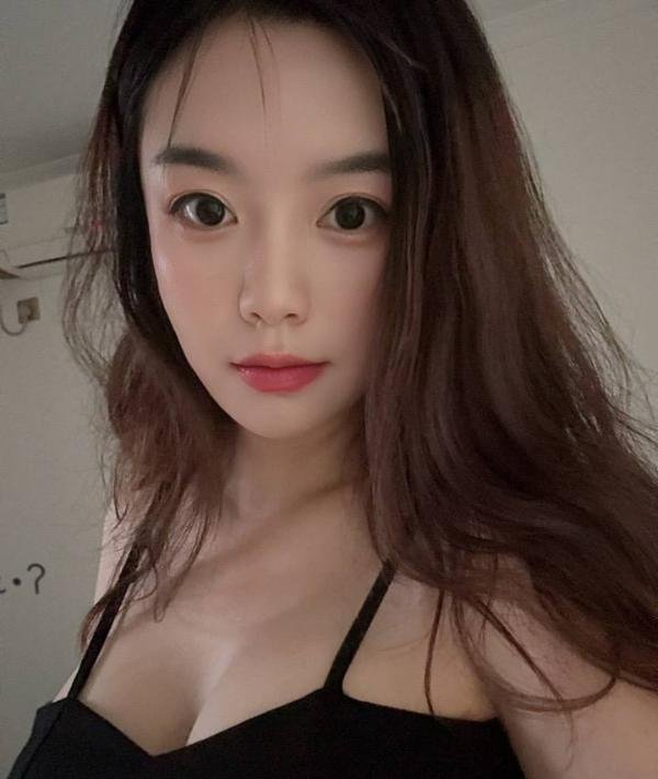 情趣御姐轻轻老师-69俱乐部