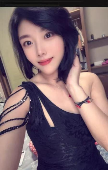 洋洋小姐姐-69俱乐部