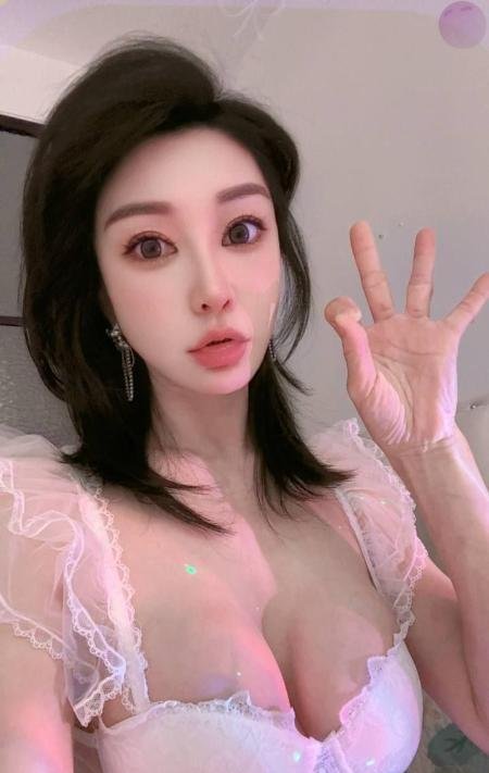 徐汇服务系语涵-69俱乐部