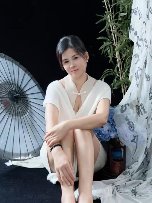 瑶海温柔熟女-69俱乐部