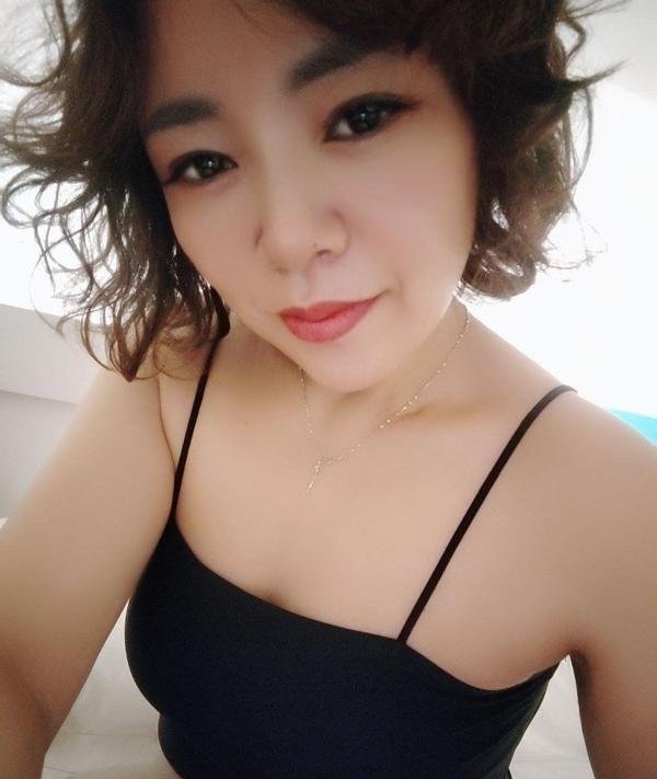 服务系熟女-69俱乐部