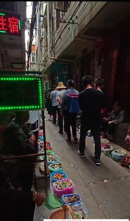 机场最近暗巷-69俱乐部