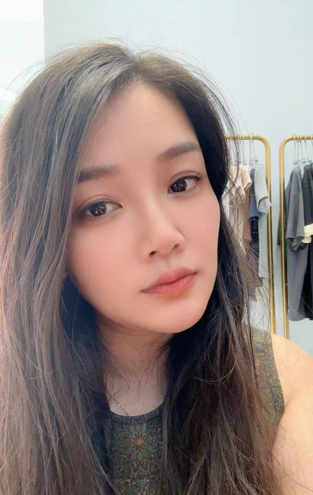 滨湖玩的开放的美女-69俱乐部