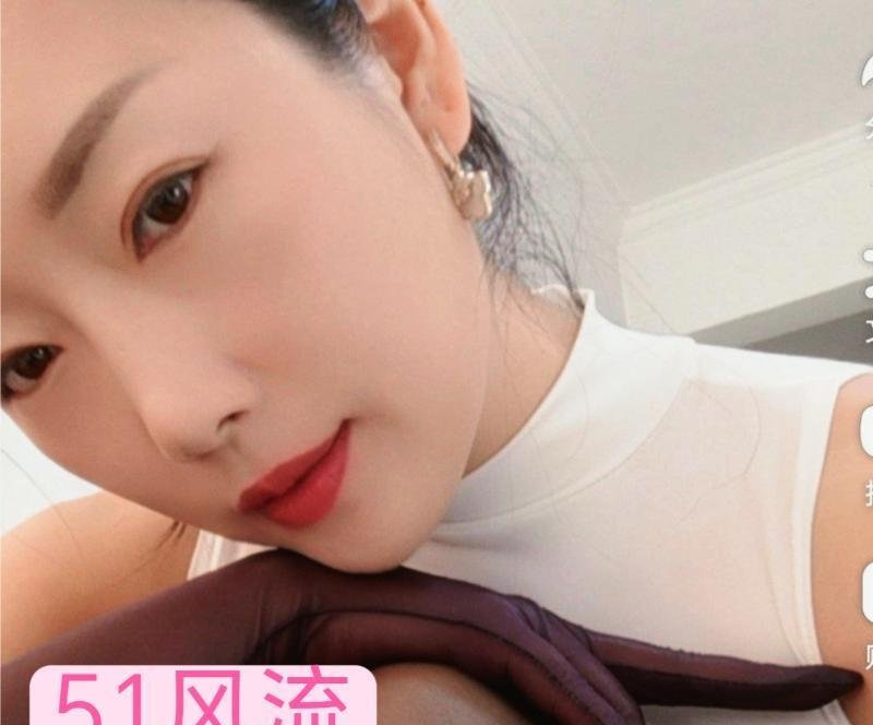 温柔少妇花式服务-69俱乐部