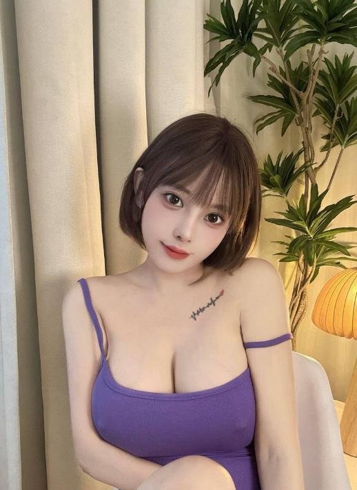 性感丰满大胸妹子-69俱乐部