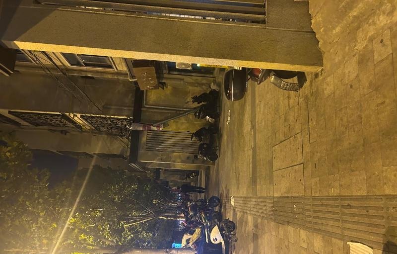 小店与电瓶车上的爱情-69俱乐部