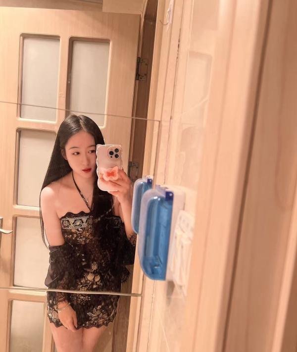 温柔似水宝藏小姐姐-69俱乐部